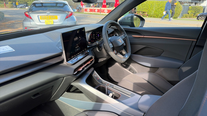 CUPRA Terramar 1.5 eTSI 150 V1 5dr DSG Petrol Hatchback - Image 6